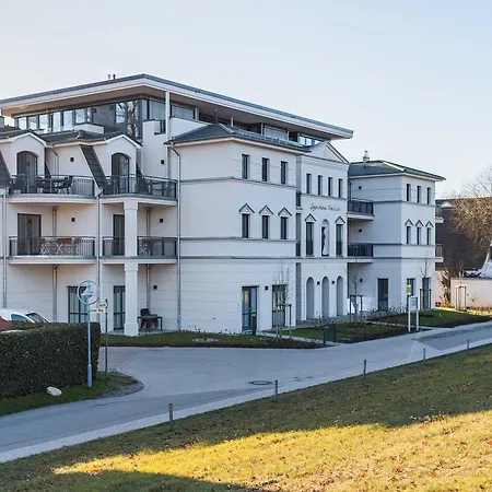 Logierhaus Friedrich -ferienwohnung Bernsteinglück - 1.reihe Apartment *